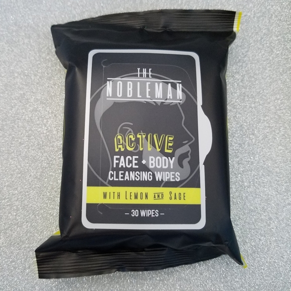 Men's Face & Body Cleansing Wipes - Picture 5 of 7